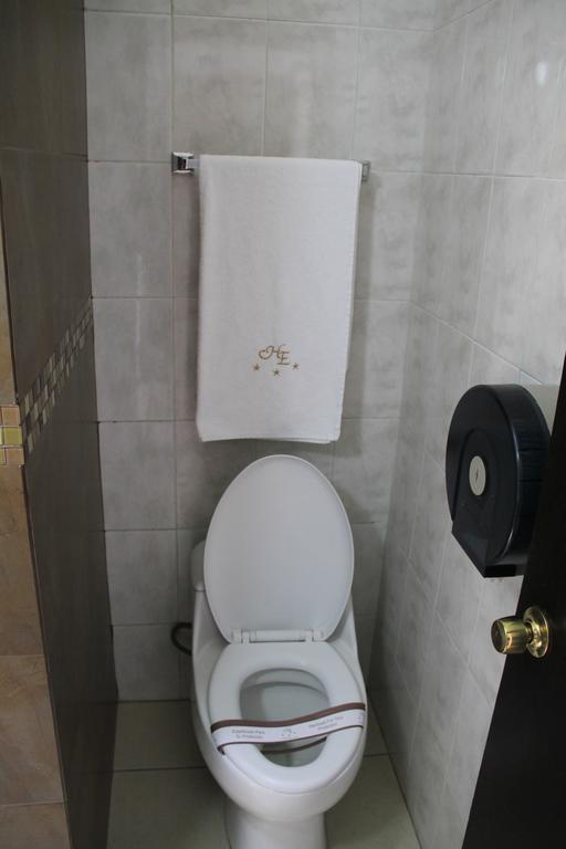 Hotel Estadio Guadalajara Bilik gambar