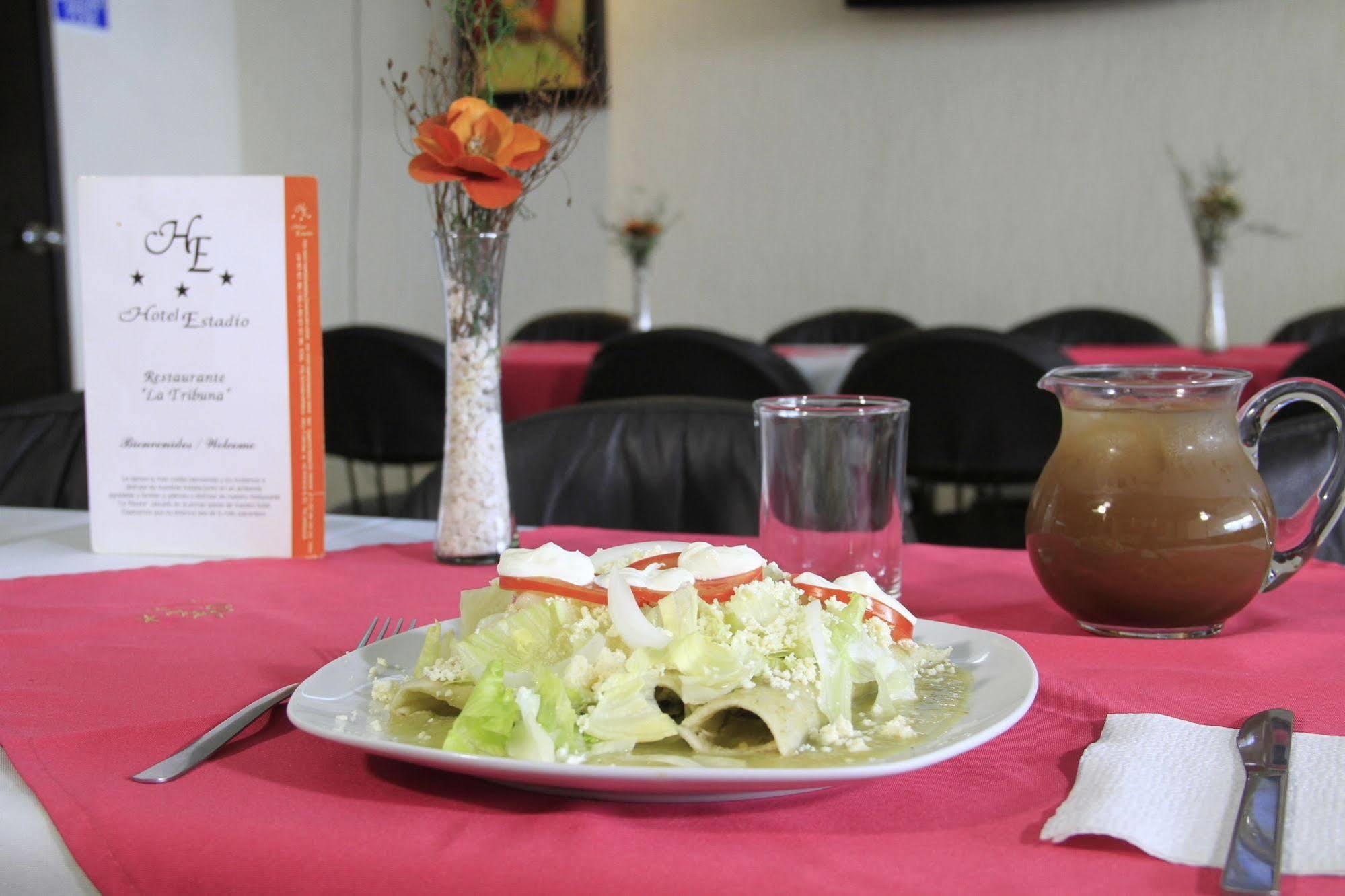 Hotel Estadio Guadalajara Luaran gambar