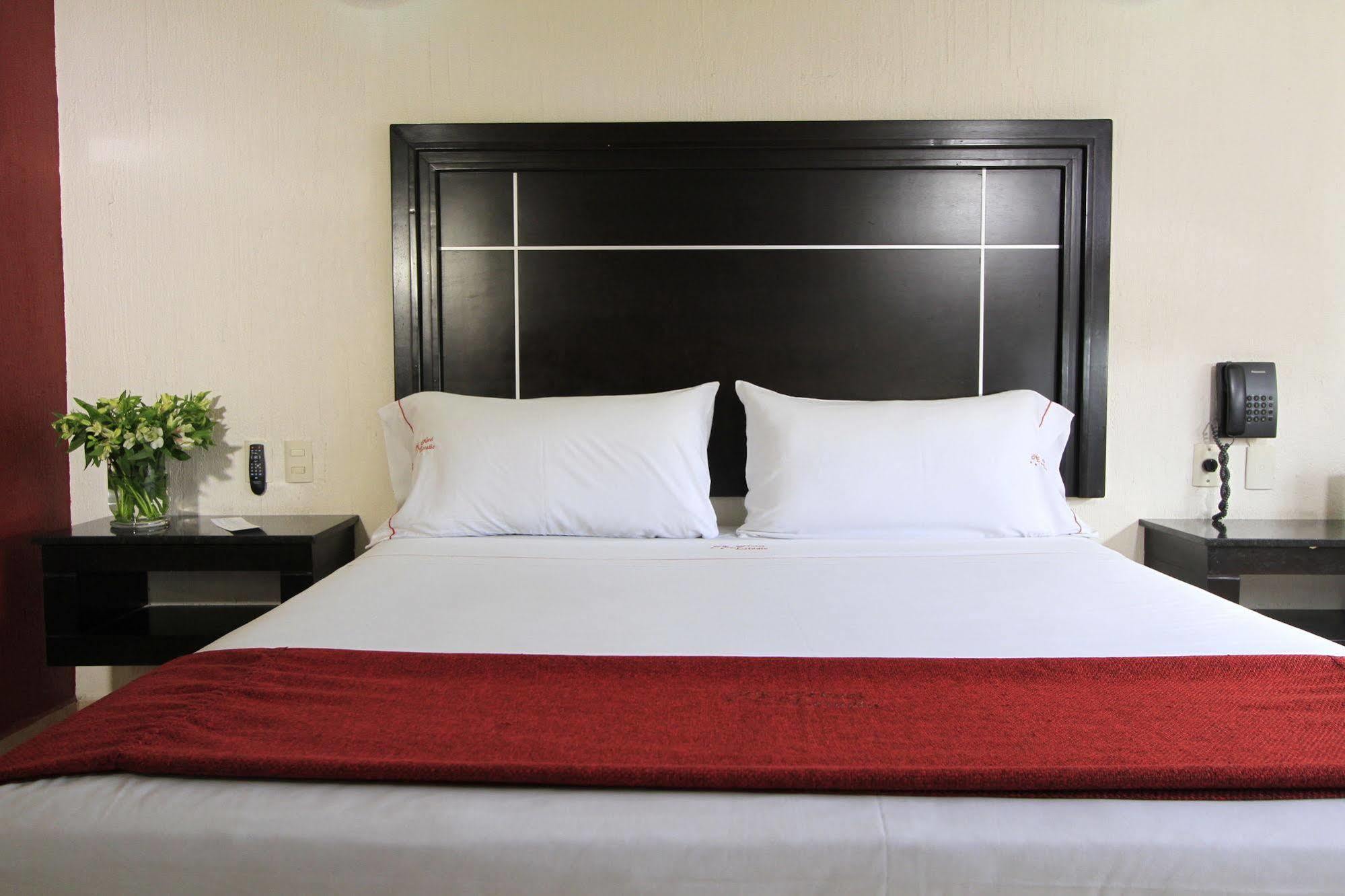 Hotel Estadio Guadalajara Luaran gambar